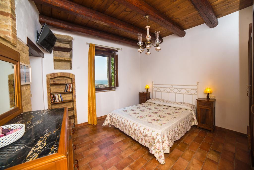 B&B Borgo Marano Cupra Marittima Exterior foto